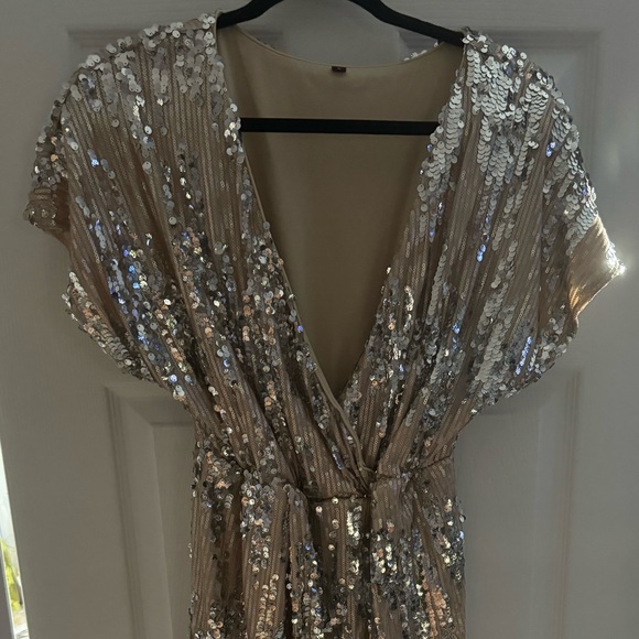 NYE gold and silver sequin sparkle high low dress - Picture 3 of 3